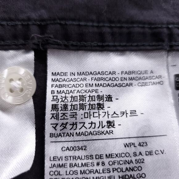 Levis Button Up Shirt Men S Black Short Sleeve Casual Streetwear Minimalist - Picture 10 of 12